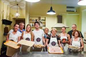 EXPERIENCIAS, únicas en cada viaje. 1 eating italy rome cooking class