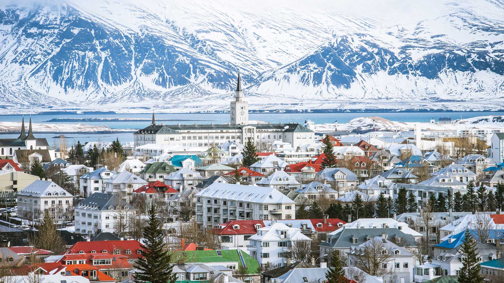 En Islandia.... el ECOTURISMO es una meta posible. 2 reykjavik capital islandia