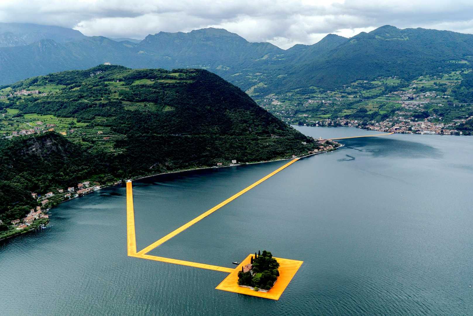 Lago Iseo Floating Piers