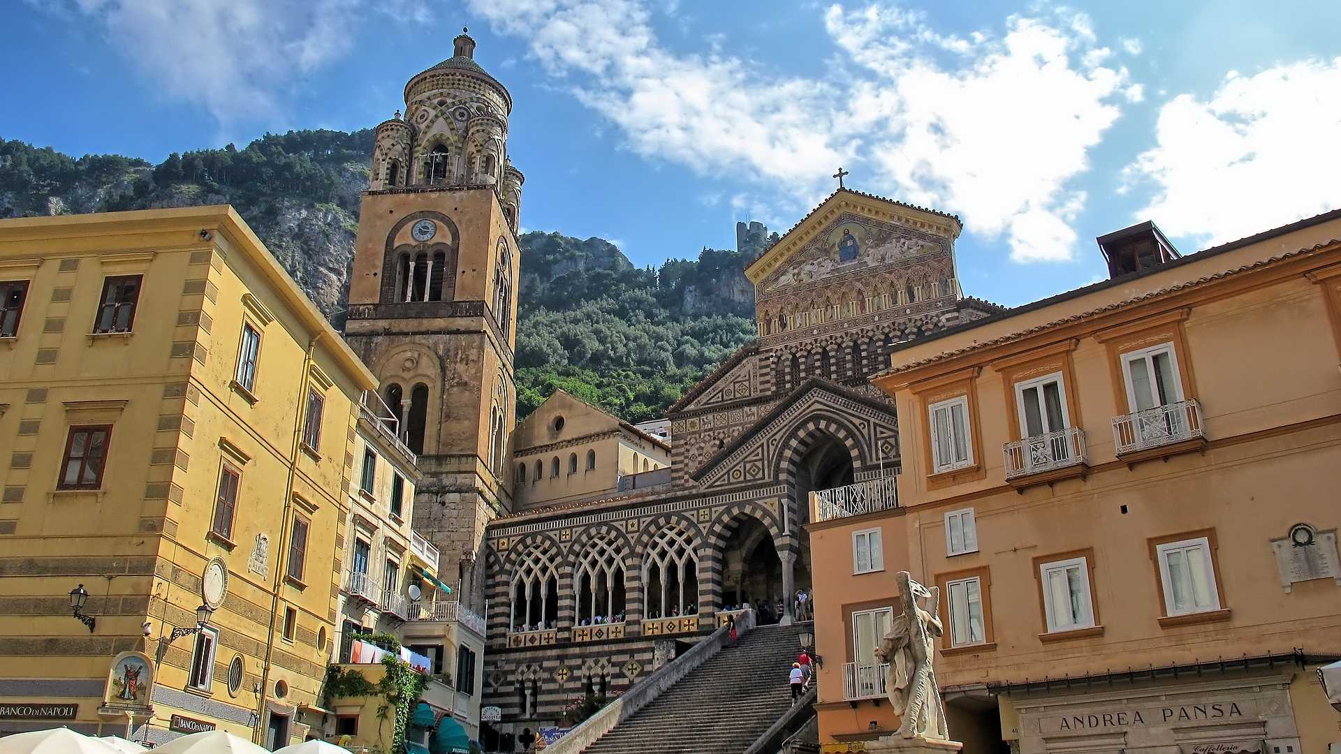 La Costa Amalfitana, un paisaje de película 3 Catedral de Amalfi