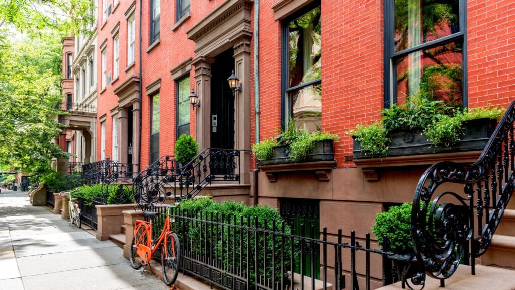 Barrios Emblemáticos de Nueva York: Descubre la Esencia de la Gran Manzana 2 Brooklyn heights