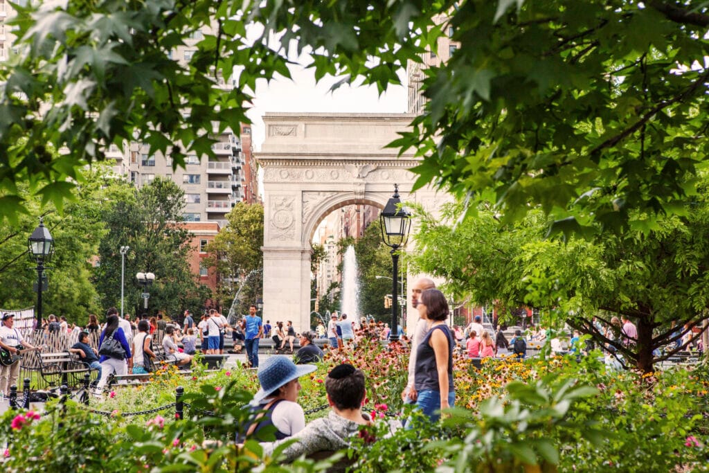 Barrios Emblemáticos de Nueva York: Descubre la Esencia de la Gran Manzana 1 Greenwich Village