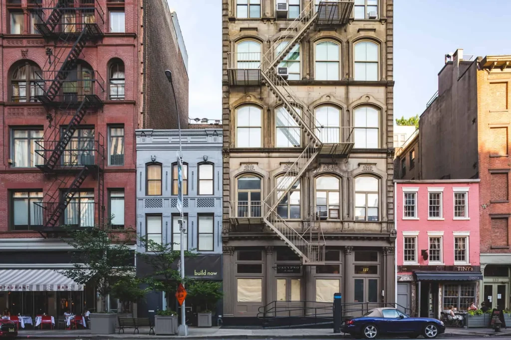 Barrios Emblemáticos de Nueva York: Descubre la Esencia de la Gran Manzana 3 SOHO1