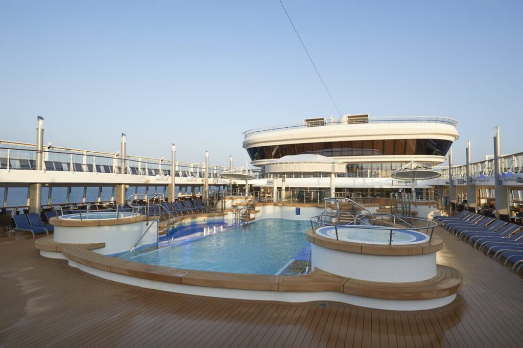 Descubriendo el Norwegian Star Cruise: Un viaje desde Montevideo hasta Chile, pasando por Malvinas 3 norwegian star 0yqw2fa7ahdft9xzdxn3gh3hx8
