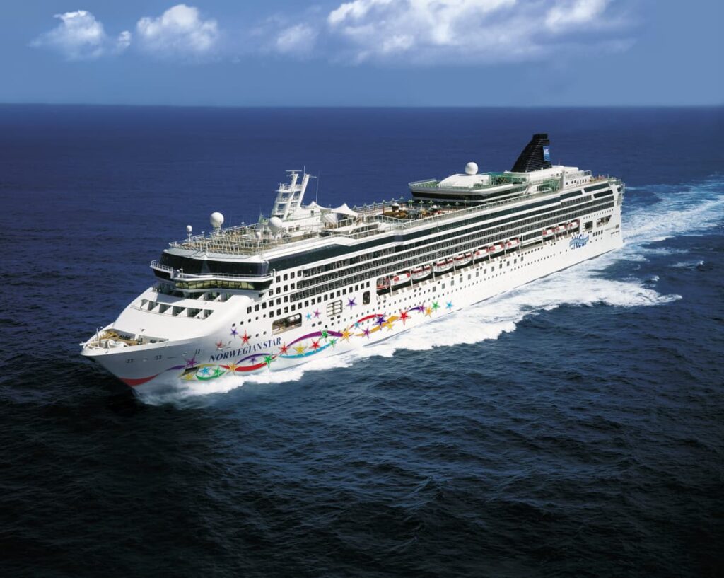 Descubriendo el Norwegian Star Cruise: Un viaje desde Montevideo hasta Chile, pasando por Malvinas 1 norwegian star 0yqw2favzpdvb9xrdxn3gh3hx8