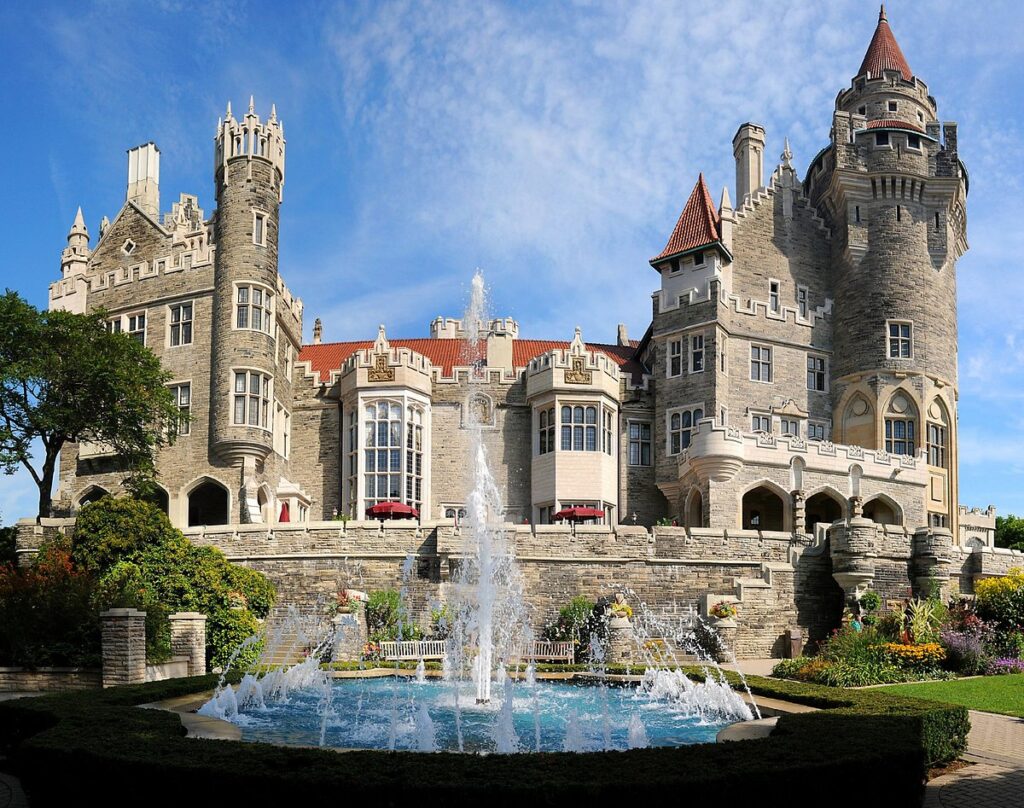 10 Lugares Únicos de Toronto que no podes dejar de visitar 3 casa loma Toronto