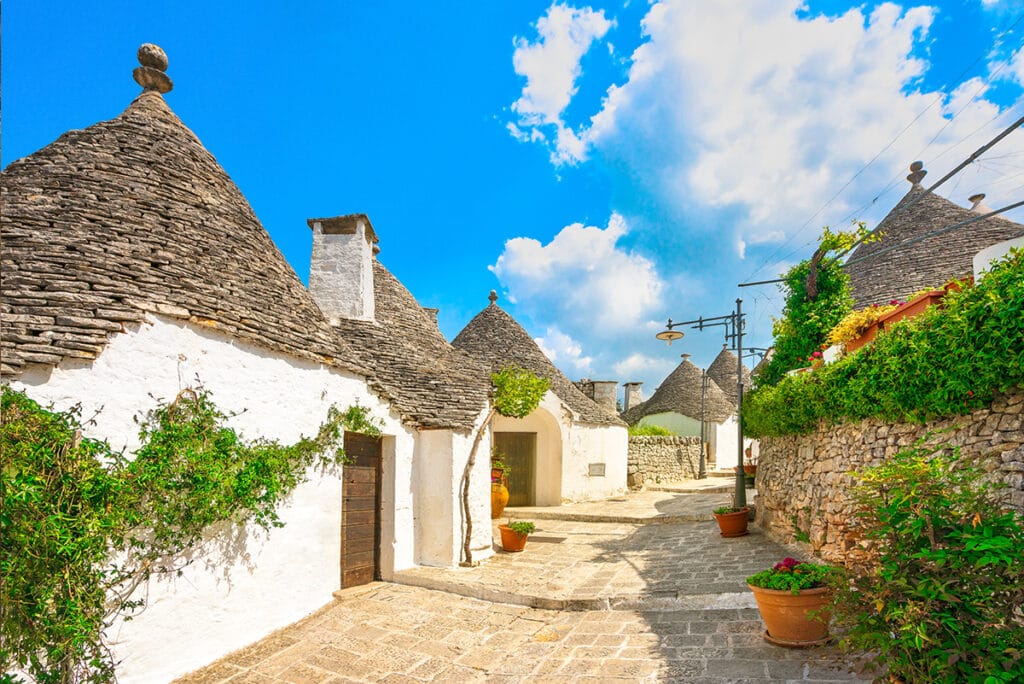 Guía de Viaje a Puglia: Qué hacer y ver en Puglia 1 Trulli de casas tipicas de Alberobello