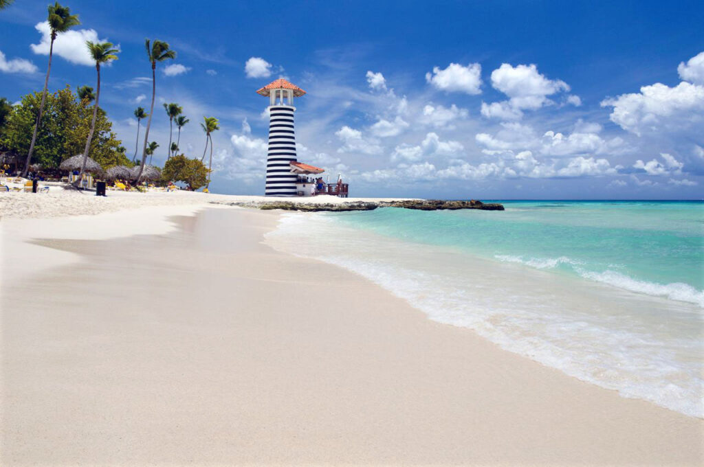 Crucero por el Caribe, entre playas de ensueño y ritmos tropicales 1 bayahibe galeria