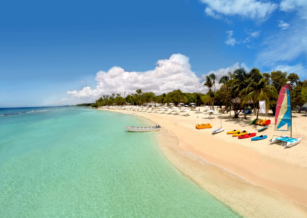 La Romana y Punta Cana: el paraíso caribeño que conquistará tu corazón viajero 3 playa minitas galeria