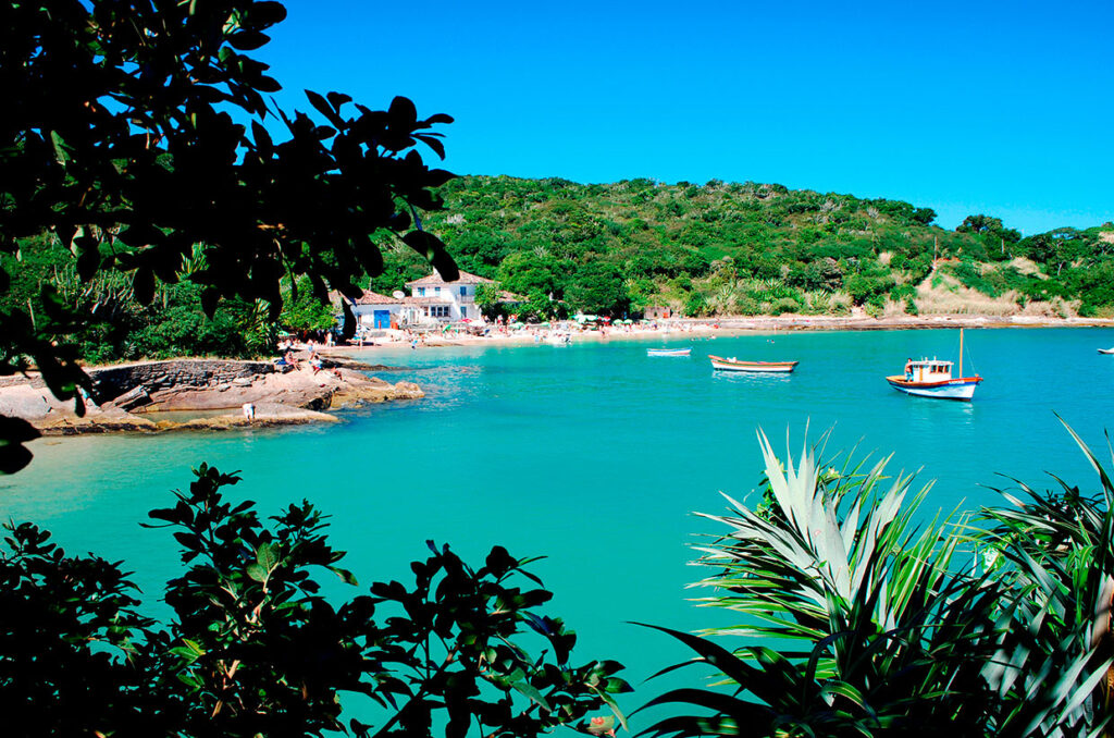 Mejores Playas de Búzios: la Guía definitiva para un verano inolvidable 3 Azeda y Azedinha en buzios