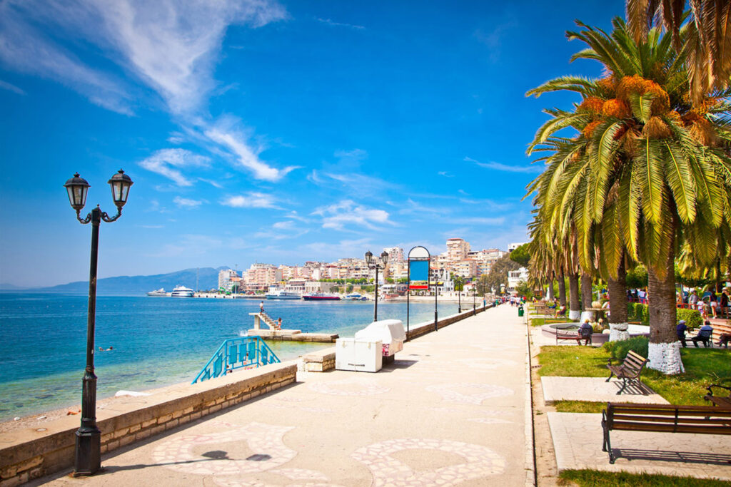 10 Lugares para Conocer Albania, más allá de Tirana su capital 3 Saranda Albania