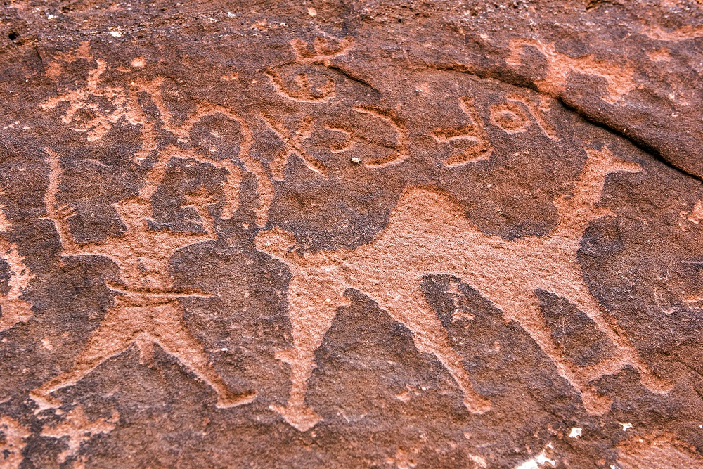 Desierto Wadi Rum: la guía definitiva 1 Inscripciones prehistóricas en Wadi Rum, Jordania