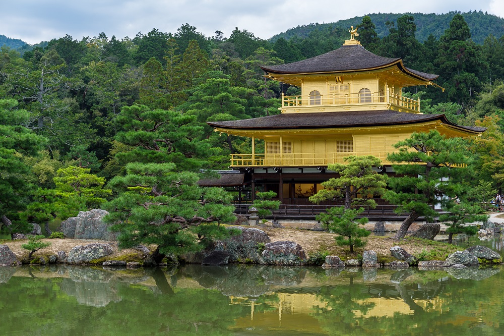 Kioto: 10 lugares imprescindibles que debes visitar 1 kinkaku ji temple in kyoto japan 2023 11 27 04 52 34 utc