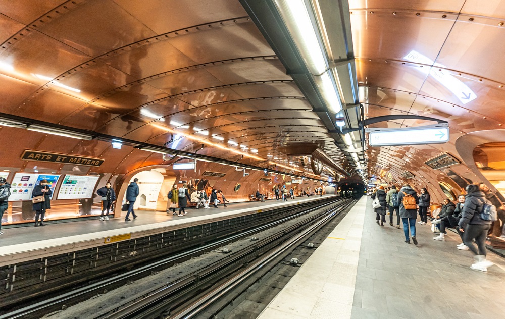 La guía definitiva del metro de París en 2025: tu compañero inseparable para explorar la Ciudad Luz 2 station de metro arts et metiers ligne 11
