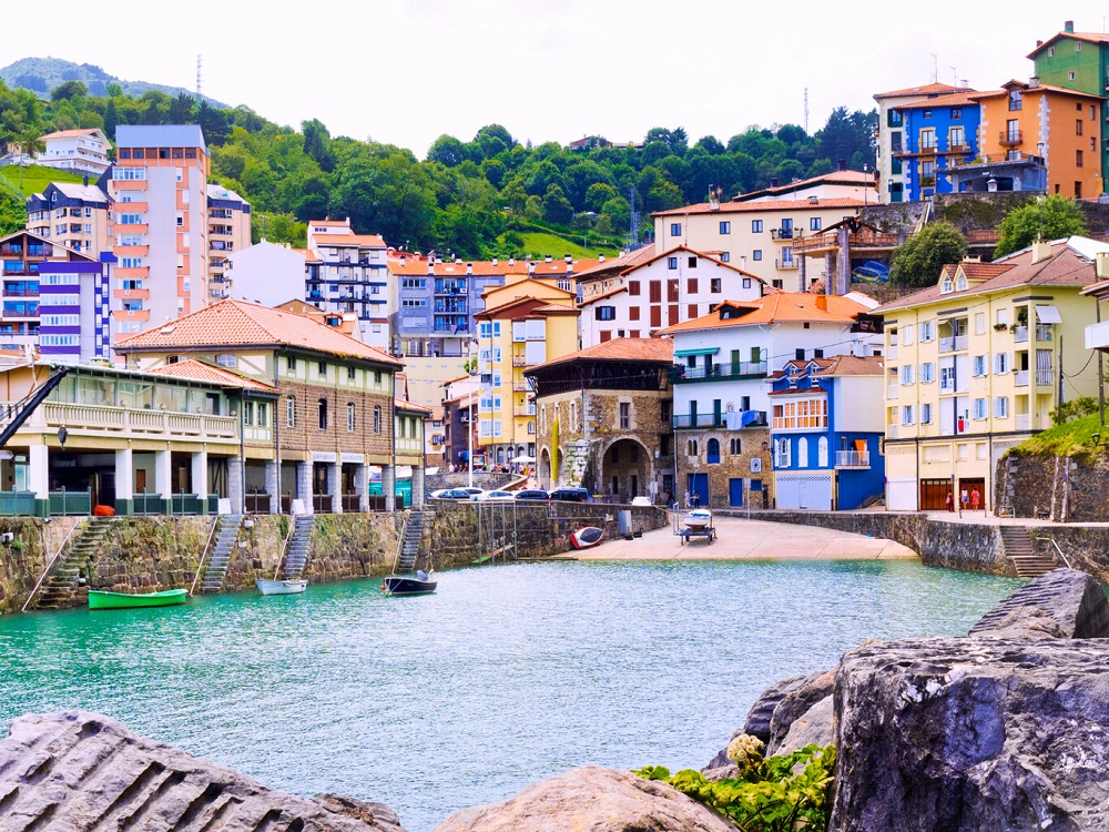 10 pueblos imprescindibles para conocer el encanto del País Vasco 3 Mutriku