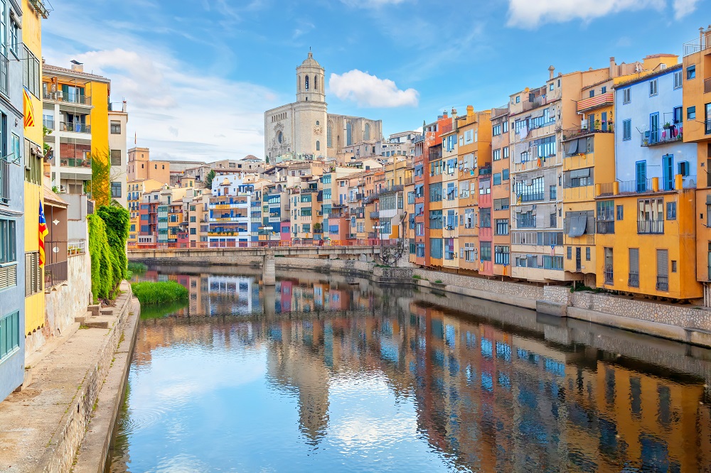 cathedral and colorful houses in girona spain 2024 10 18 00 29 54 utc