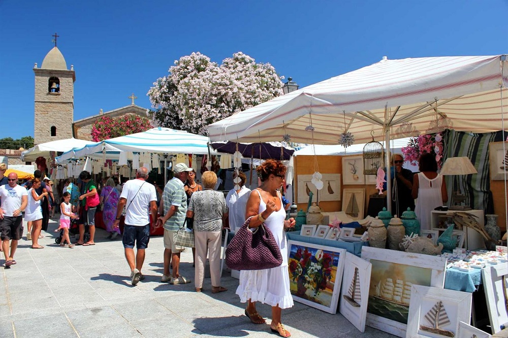 10 pueblos únicos de Cerdeña, Italia 3 mercado San Pantaleo