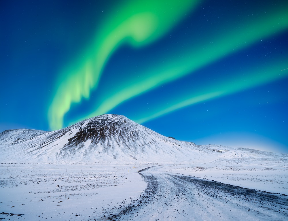 Auroras Boreales: guía completa para disfrutar y conocerlas 3 aurora borealis in scandinavia norway lofoten is 2025 03 08 05 53 43 utc