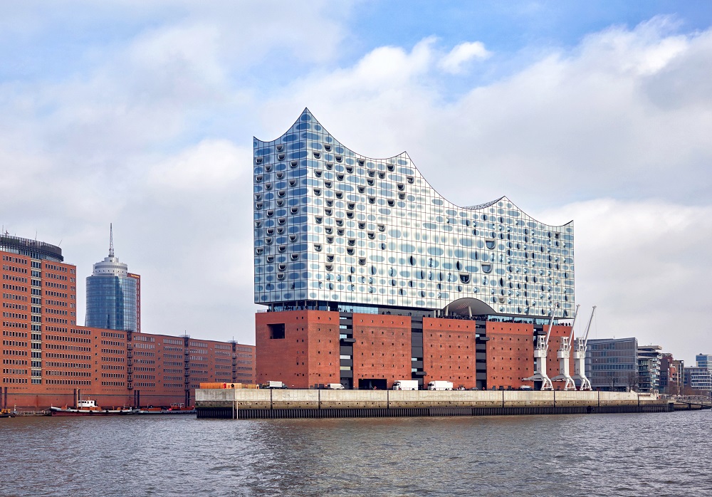 Hamburgo: navegando por la ciudad con más canales del mundo 4 elbphilharmonie a concert hall in the hafencity q 2024 10 18 09 32 07 utc