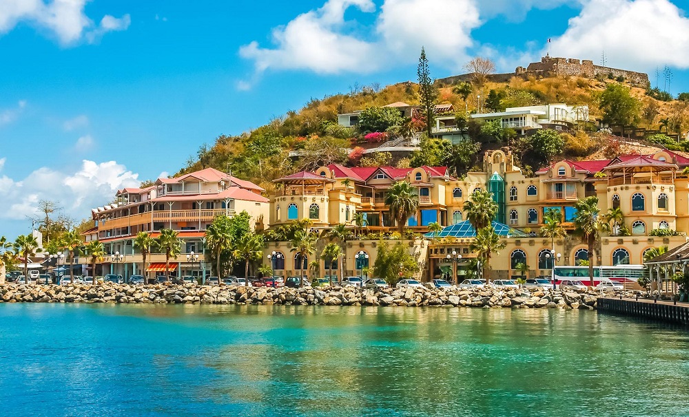 Sint Maarten: la isla caribeña donde dos países conviven en el paraíso 1 CASMTWNSTSHS 2