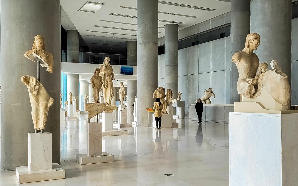Atenas: ¿por qué la capital griega merece más que una escala? 5 b7b0e4de3991a31518e70fc069409784 Acropolis Museum Interiors