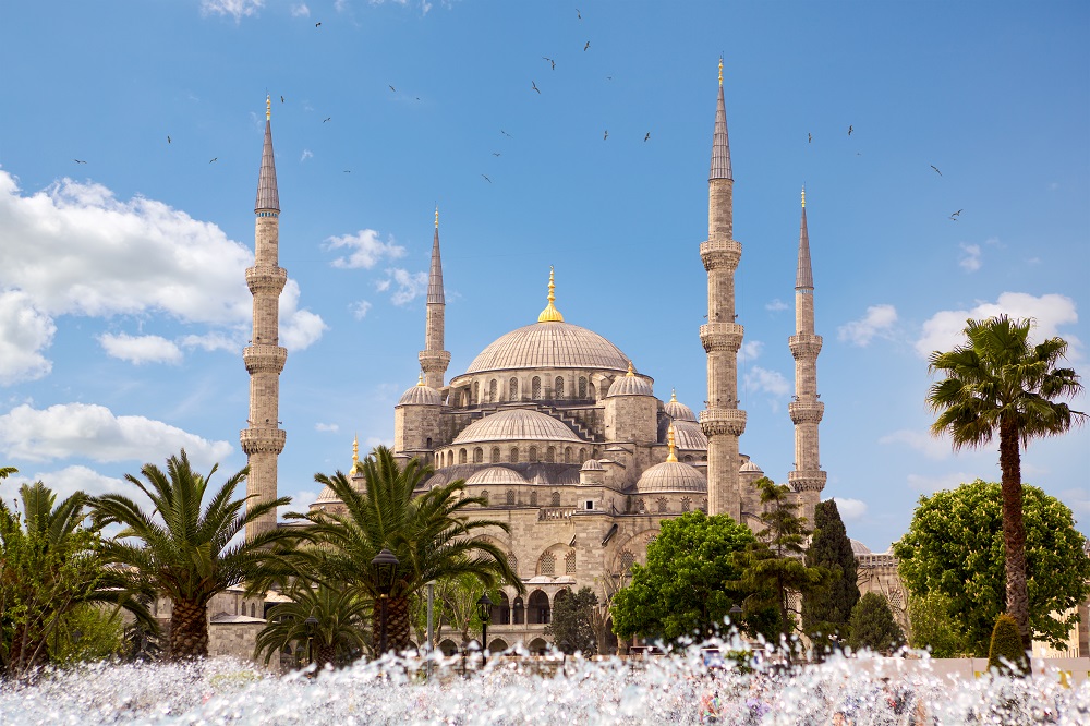 blue mosque in istanbul 2025 01 15 16 18 58 utc