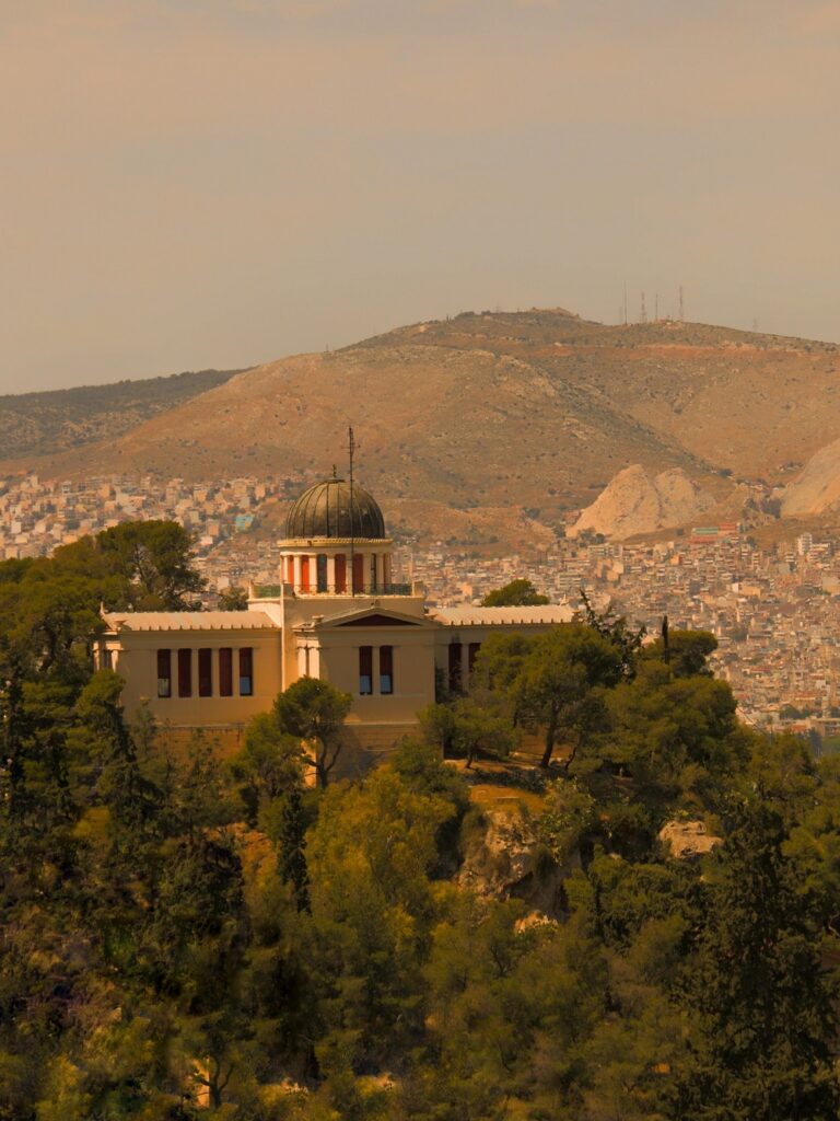 Atenas: ¿por qué la capital griega merece más que una escala? 6 pexels daniel droscher 513971217 21906746
