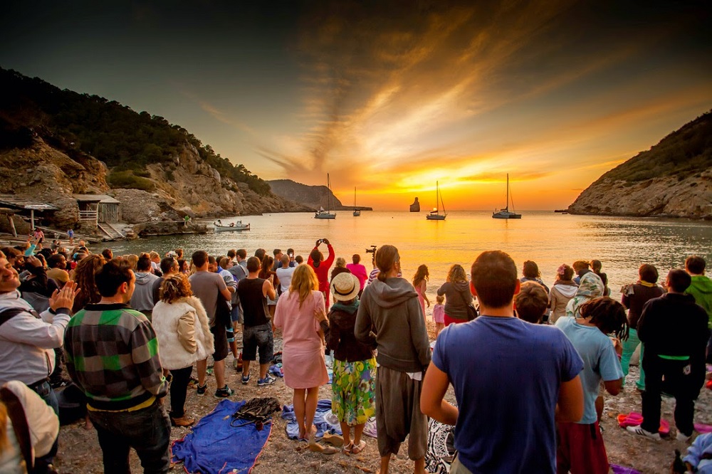 Ibiza con hoteles all inclusive: la guía completa para unas vacaciones perfectas 4 Cala Benirras