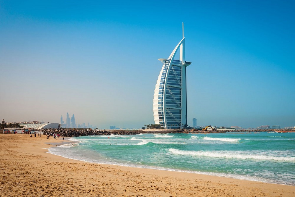 Las mejores playas públicas de Dubai que no te podés perder 1 Umm Suqeim burj al arab