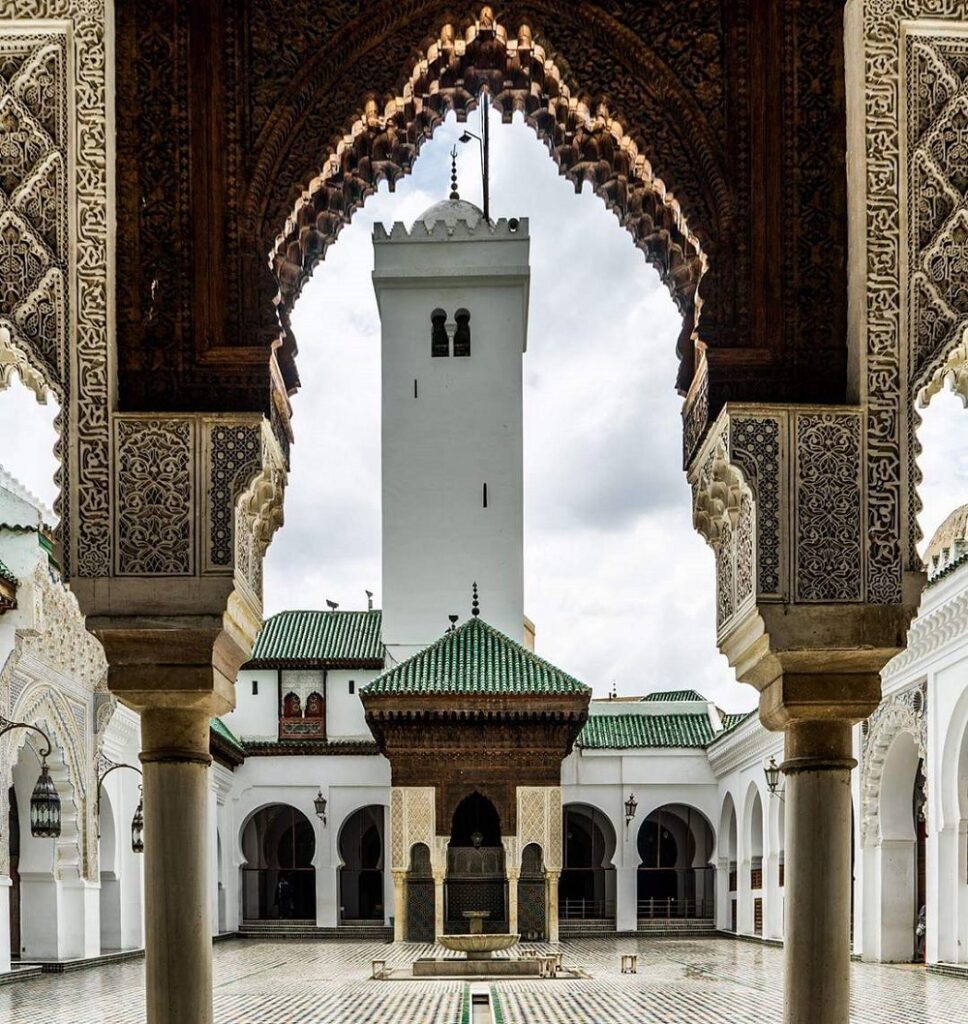 Fez: viaje al corazón medieval del mundo árabe 4 University of Al Qaraouiyine