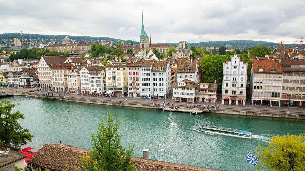 Los 10 imperdibles de Zúrich que transformarán tu viaje a Suiza 4 Suiza
