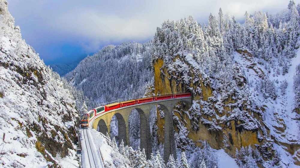 El Bernina Express: el viaje en tren más espectacular entre Italia y Suiza 5 6044599326f340a7b0c78764c6b6720b
