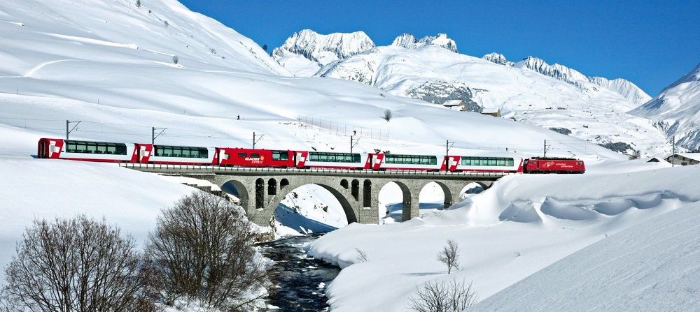 El Bernina Express: el viaje en tren más espectacular entre Italia y Suiza 6