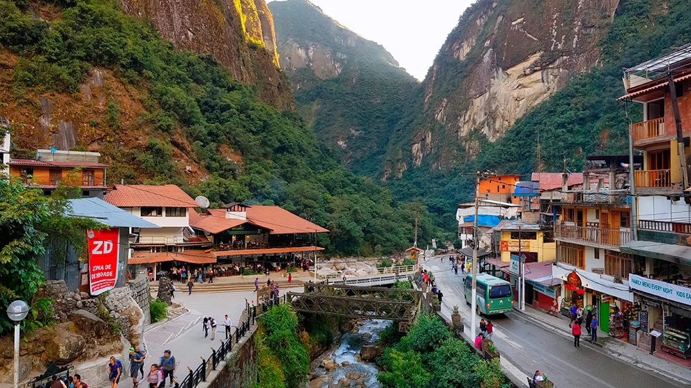 Valle Sagrado de los Incas: la ruta imperdible que todo argentino debe conocer antes de Machu Picchu 4 andino peru tours machupicchu montana 2d 6